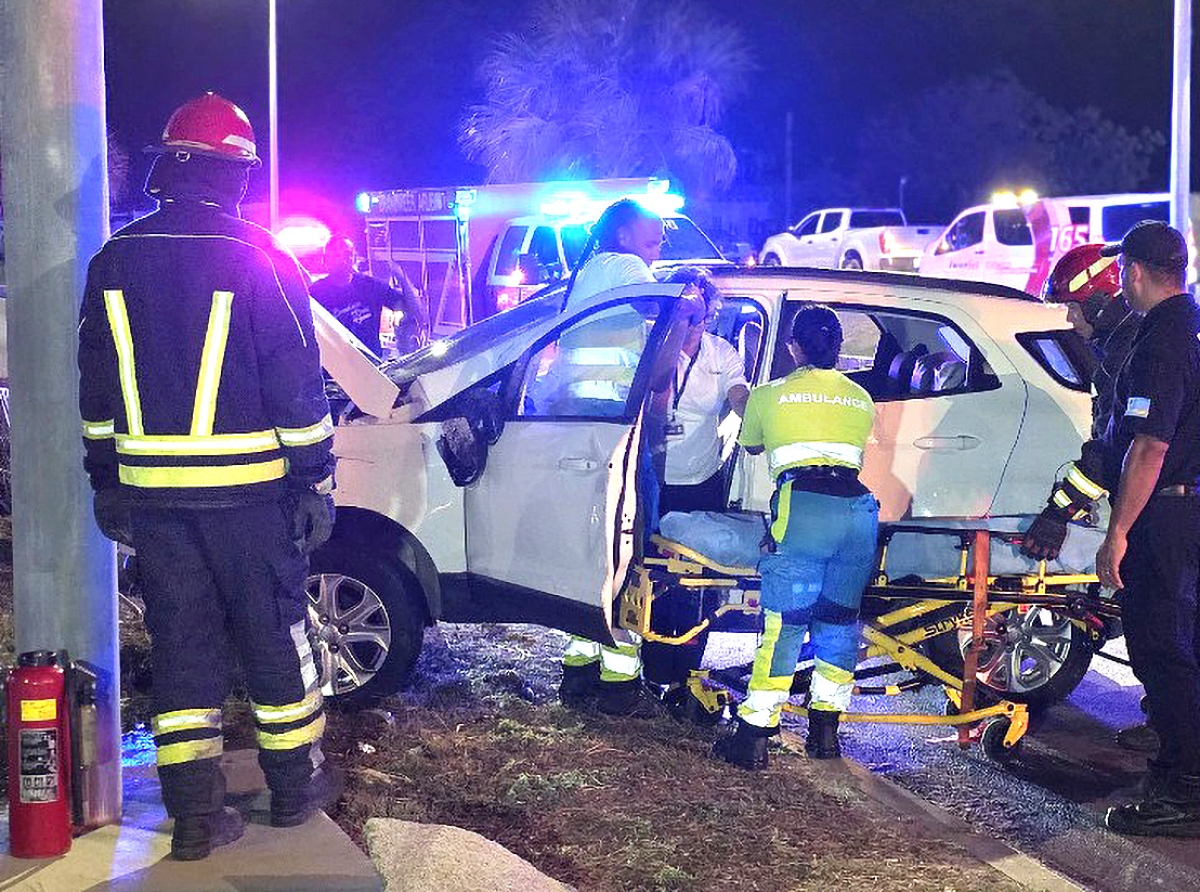 Vehiculo a dal contra baranca y kenter riba WVB Boulevard