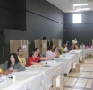 Residentenan na Aruba a vota den di dos ronda na un manera ordena, civico y pacifico