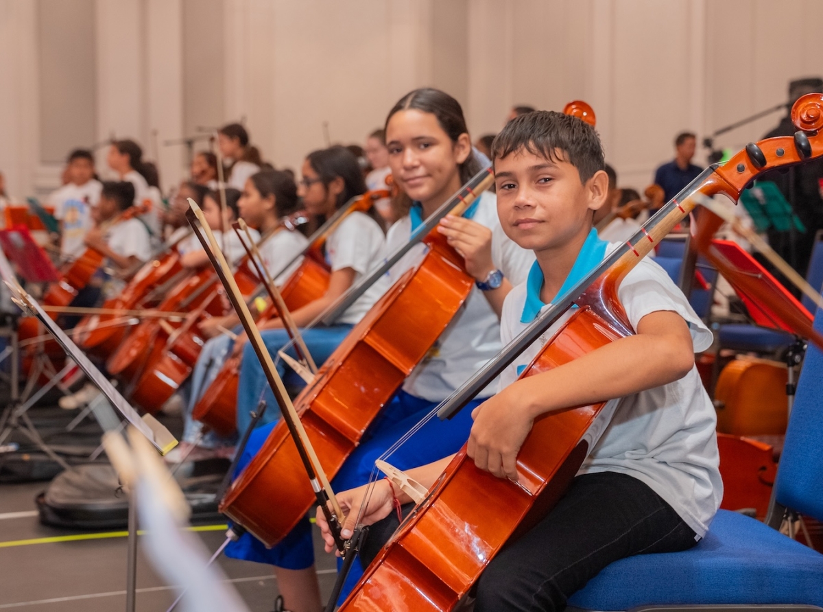 Hopi impresionante e presentacion di Leerorkest cu mas di 600 mucha