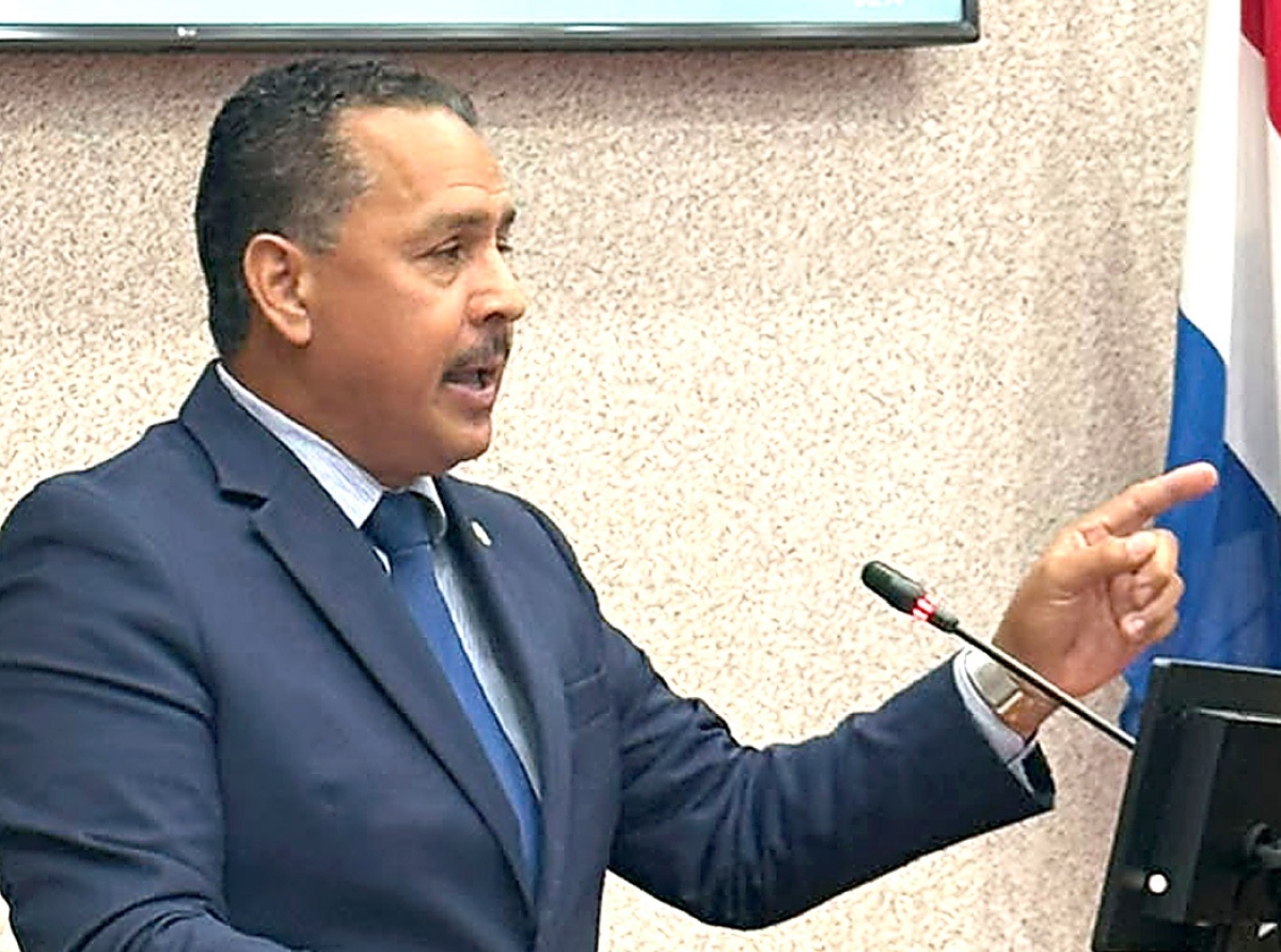 Parlamentario Bermudez ta pidi atencion urgente pa brug di Rooi Afo