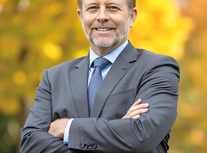 Thomas Domhoff ta cuminza su periodo como Presidente di Banco Central di Aruba