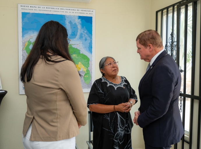 Gobierno a firma registro di condolencia dedica na tur victima di temblor devastador na Venezuela