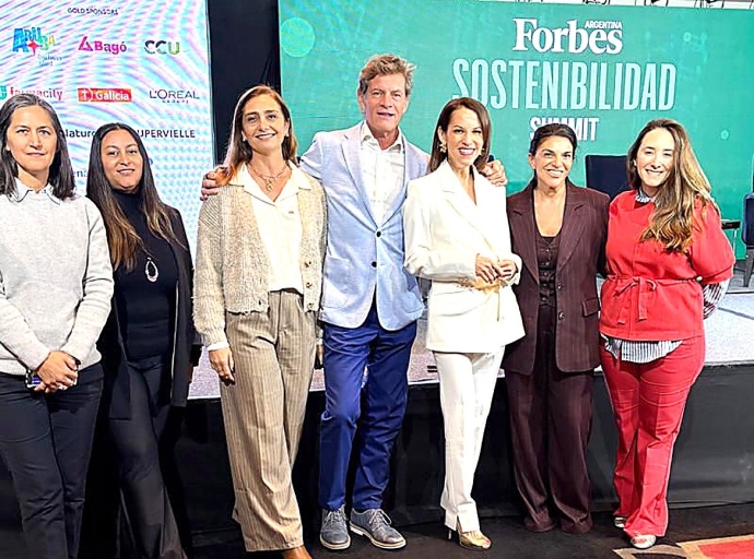 Aruba a reforsa su vision di Turismo Responsabel na Argentina como parti di Forbes Sustainability Summit