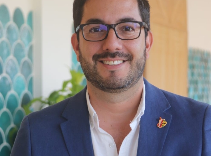 Santander ta presenta su potencial na Aruba pa fortalece turismo, salud y comercio   