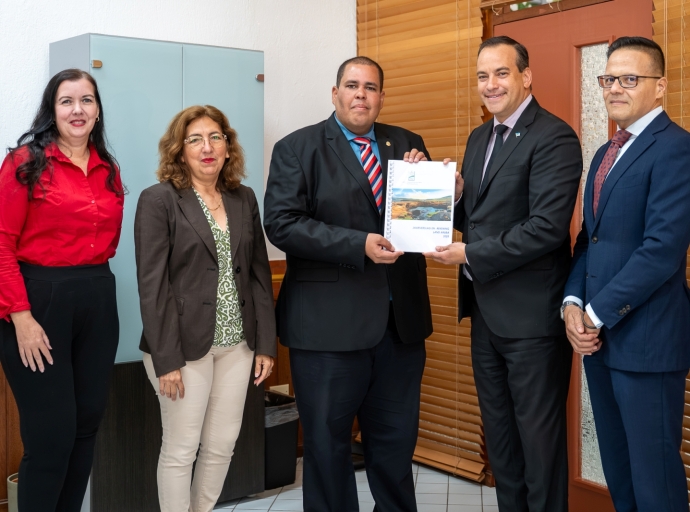 Cuenta Anual 2025 di Pais Aruba a keda entrega na Algemene Rekenkamer