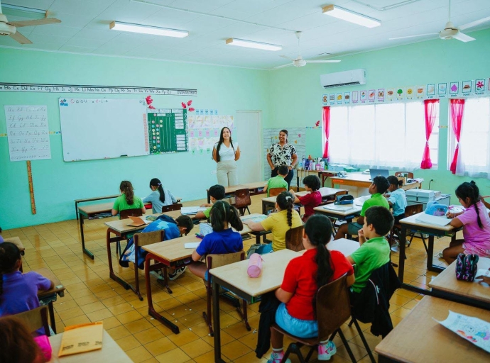 Lo mantene norma di maximo 24 alumno den klas pa aña escolar 2026-2027
