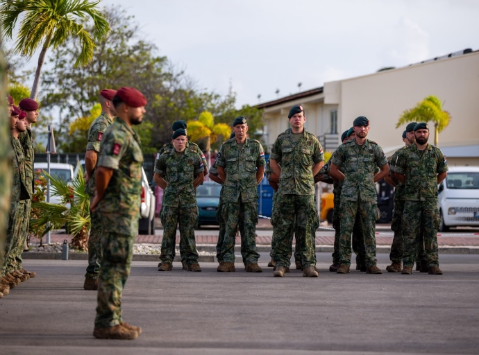 Squadron di Rotacion 51 di Defensa a entrega su tareanan na Rotacion 52