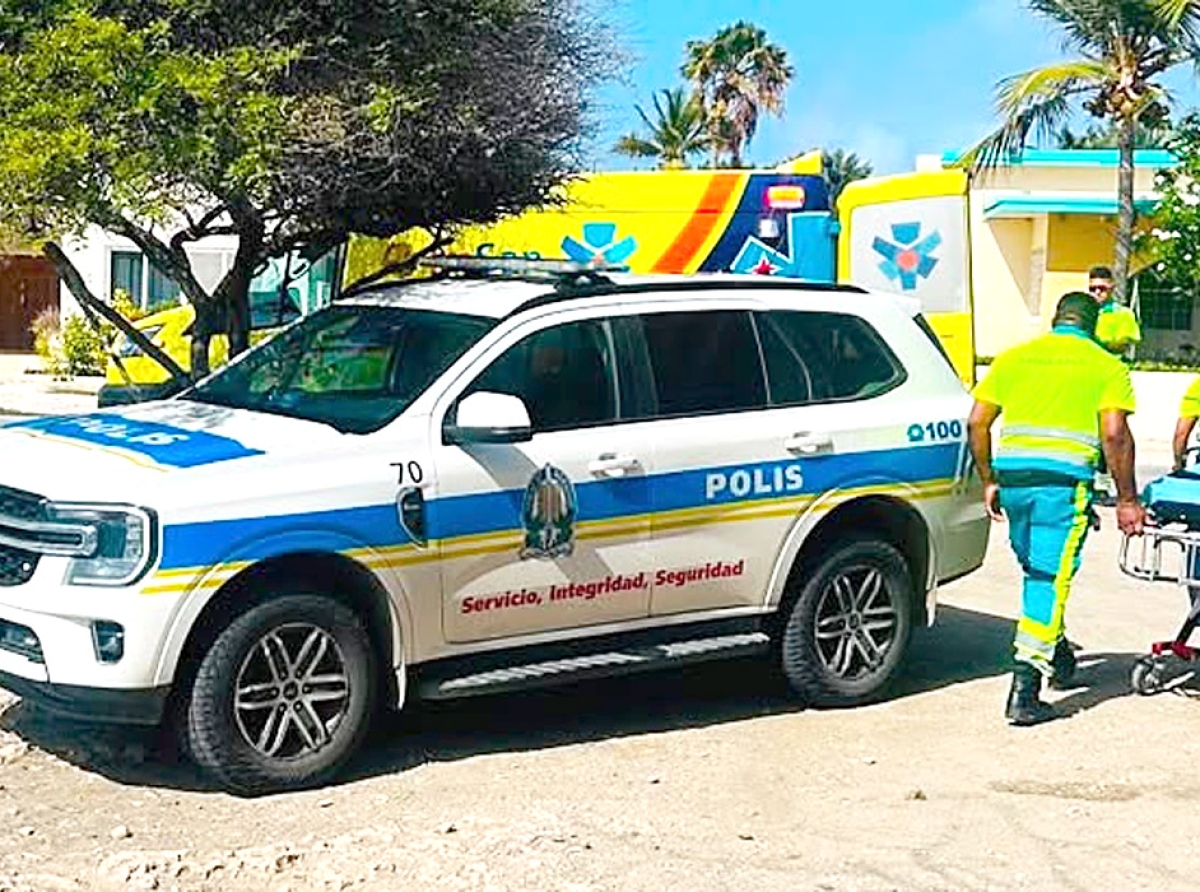 Alerta ora cu turista a bira malo den lama na Tres Trapi y fayece