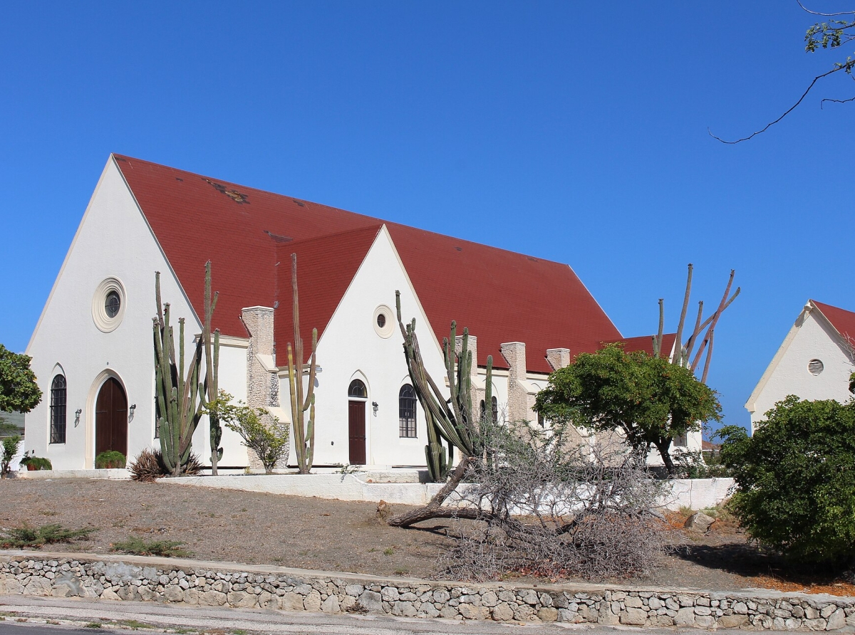 Seroe Colorado Community Church traspasa oficialmente pa Stichting Monumentenfonds Aruba