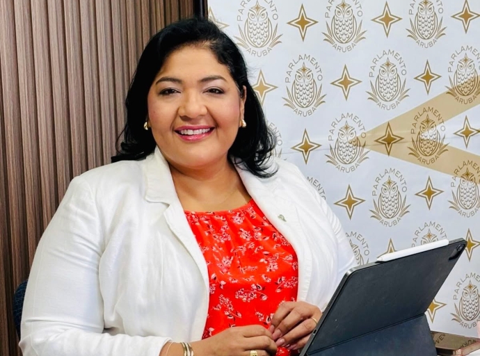  “Minister Gerlien Croes ta ignora Parlamento y LAR”