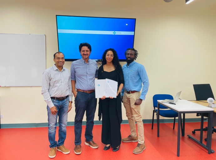 Celia Kusmus a gradua como Bachelor di FAS - SISSTEM