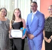 Kiwanis Club of Aruba a honra e mihor graduadonan di Colegio Arubano
