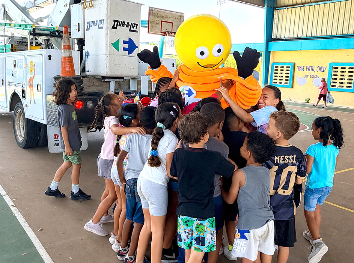 Elmar su Electra Discovery Tour ta bek na YMCA San Nicolas