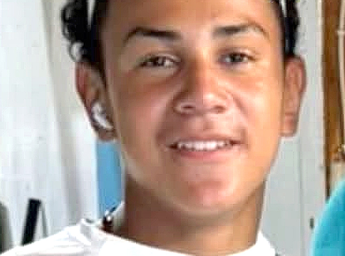 Polis y famia buscando paradero di hoben Jaydrick Calderon