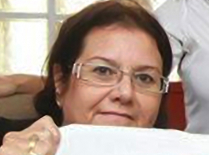 Leoncita Arends a presenta Dialuna mainta na prizon di KIA