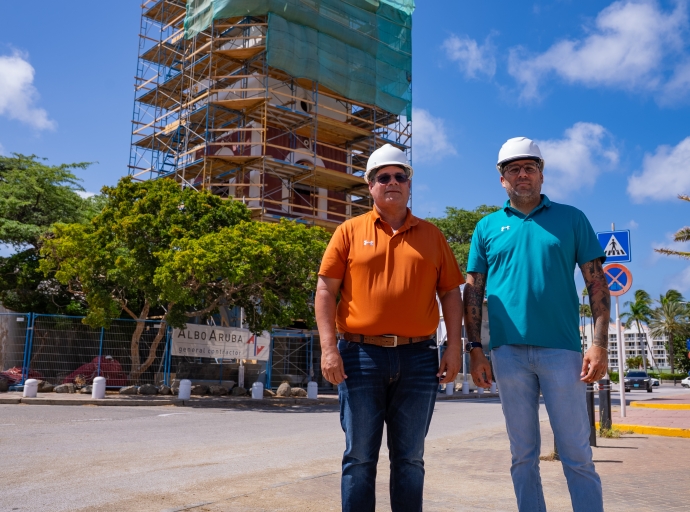 Restauracion di toren di Willem III na Fort Zoutman ta progresando satisfactoriamente