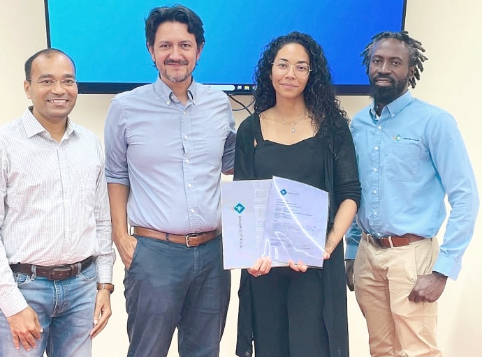 Celia a gradua pa su Bachelor’s Degree den Ciencia Ambiental
