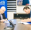 Caribbean Mercantile Bank NV y Aruba Beach Tennis a renoba nan partnership pa tres aña mas