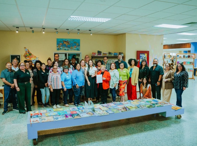 Biblioteca Nacional Aruba ta alcansa un momento historico cu aprobacion di su ‘formatierapport’ y ‘landsbesluit’