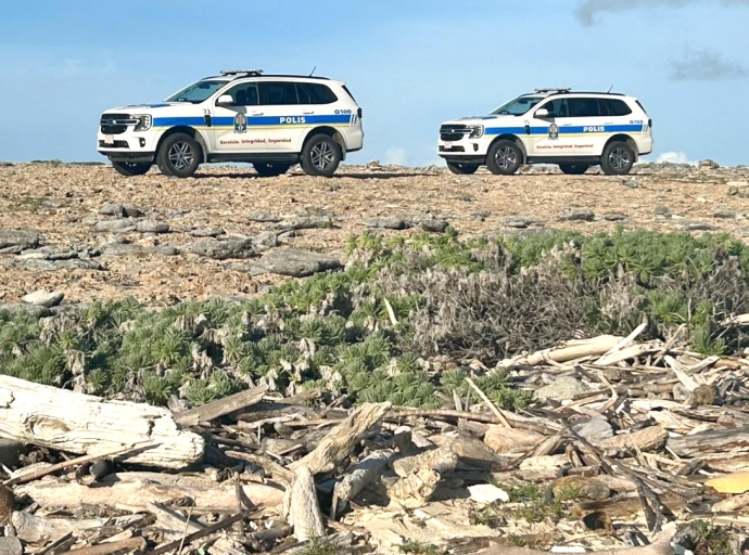 Curpa sin bida haya na costa di Bachelor’s Beach na San Nicolas