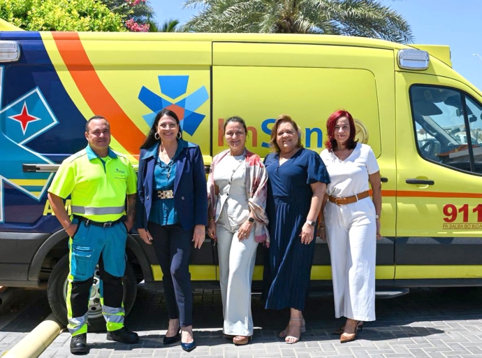 Ministro di Salubridad a bay bishita servicio di Ambulans ImSan