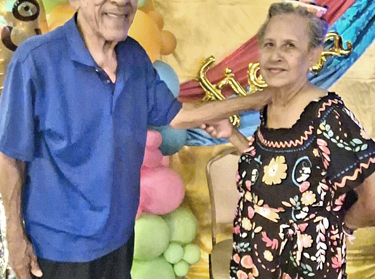 Celebrando e di 80 aña di Maria Fingal