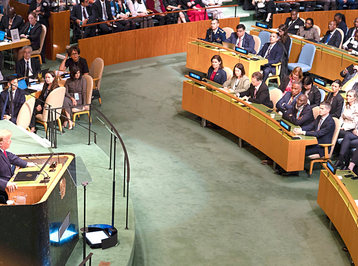 Ministro Dowers cu delegacion di Reino presente na 1er dia Asamblea General di Nacionnan Uni