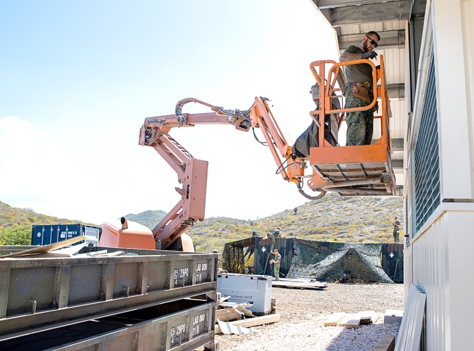    Ingenieronan di combate ta pone man na obra na Corsou y Aruba durante ‘Caribbean Engineer’