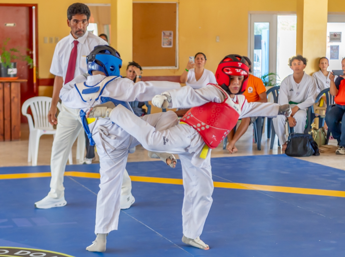 Rigo Arrindell, Tamara Erasmus, Quinten Klabér y Mauricio Gomez a titula 'Best Fighters'