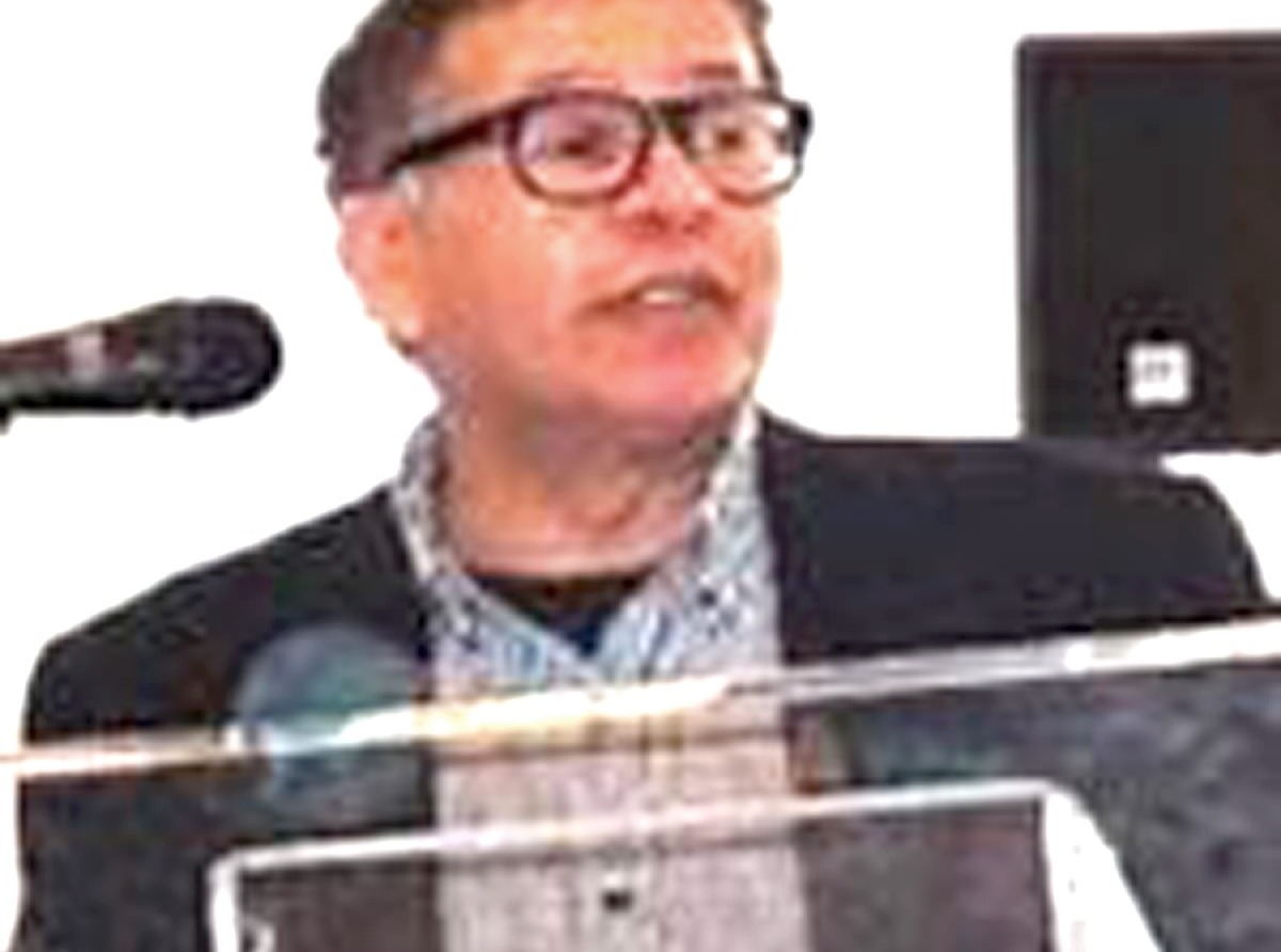 Quito Nicolaas lo participa na un conferencia di UNESCO na Hulanda
