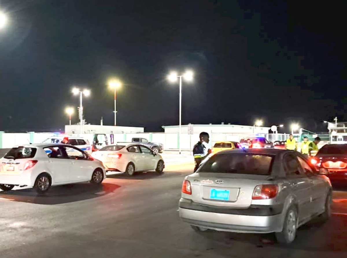 Total di 100 boet parti den un solo atardi pa anochi na Aruba