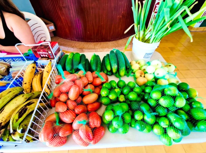 Centro di Bario Noord ta invita comunidad pa check productonan fresco Diabierna mainta