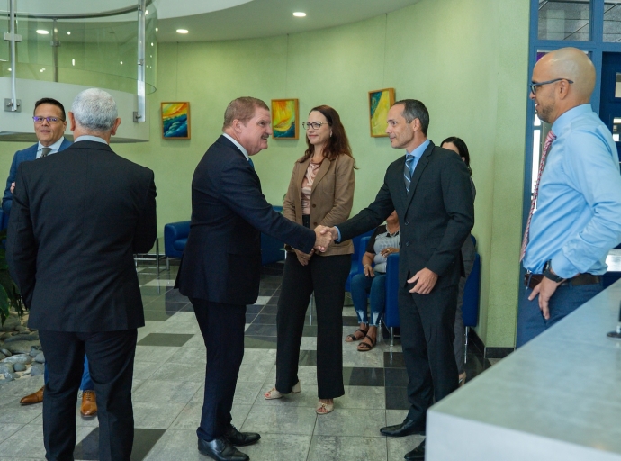 Acuerdo NPRfit ta habri caminda pa trahado den gobierno cu contracto laboral acumula pensioen