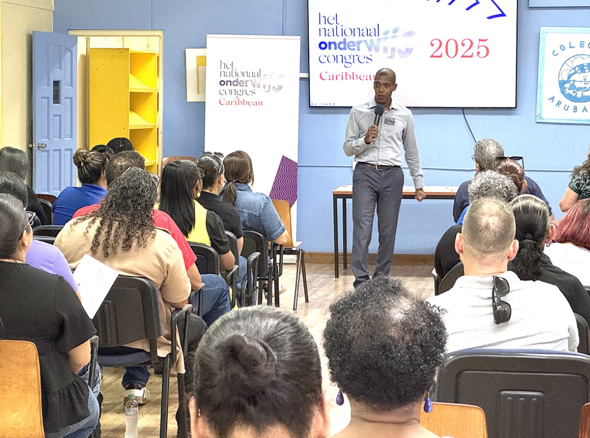 Dialuna awor tin Het Nationaal Onderwijs Congres Caribbean na Aruba
