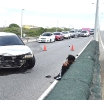 Auto a perde control riba WVB Boulevard den sector di Paradijswijk
