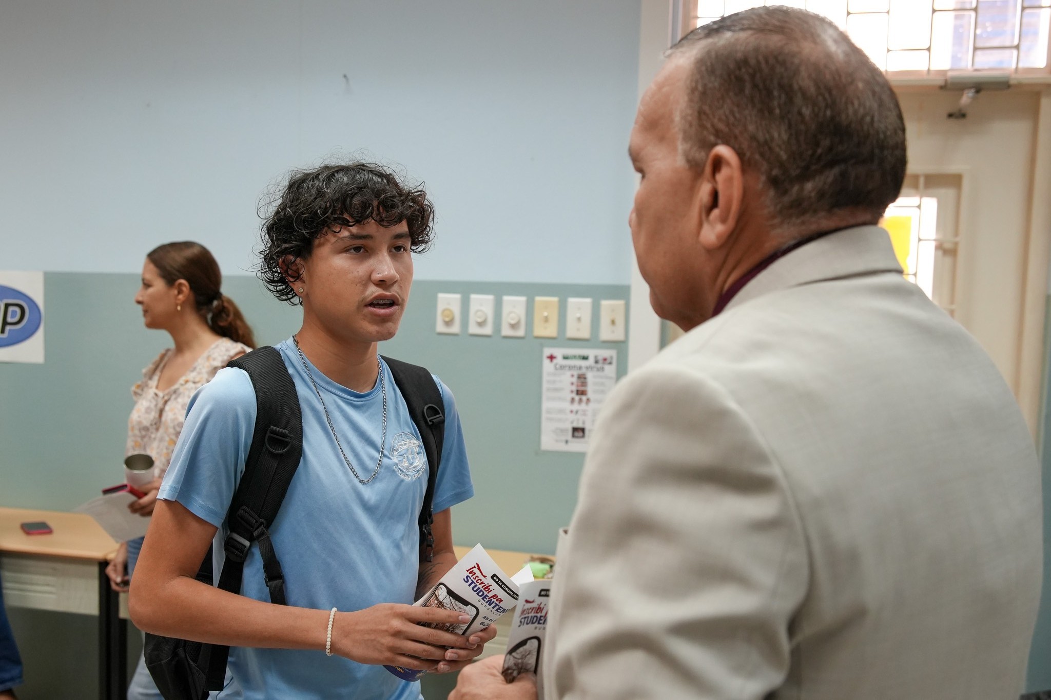 Tim Croes Anochi informativo pa studiantenan di Colegio cu kier bay studia na Hulanda