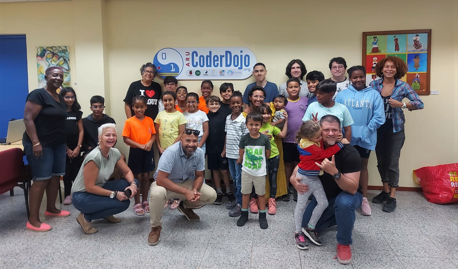Coder Dojo pa mucha di tur edad na Biblioteca Nacional