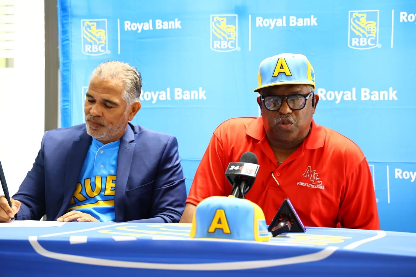 Major League Baseball Rbc Partner RBC Royal Bank ta renoba inversion den hubentud como patrocinado Aruba ...
